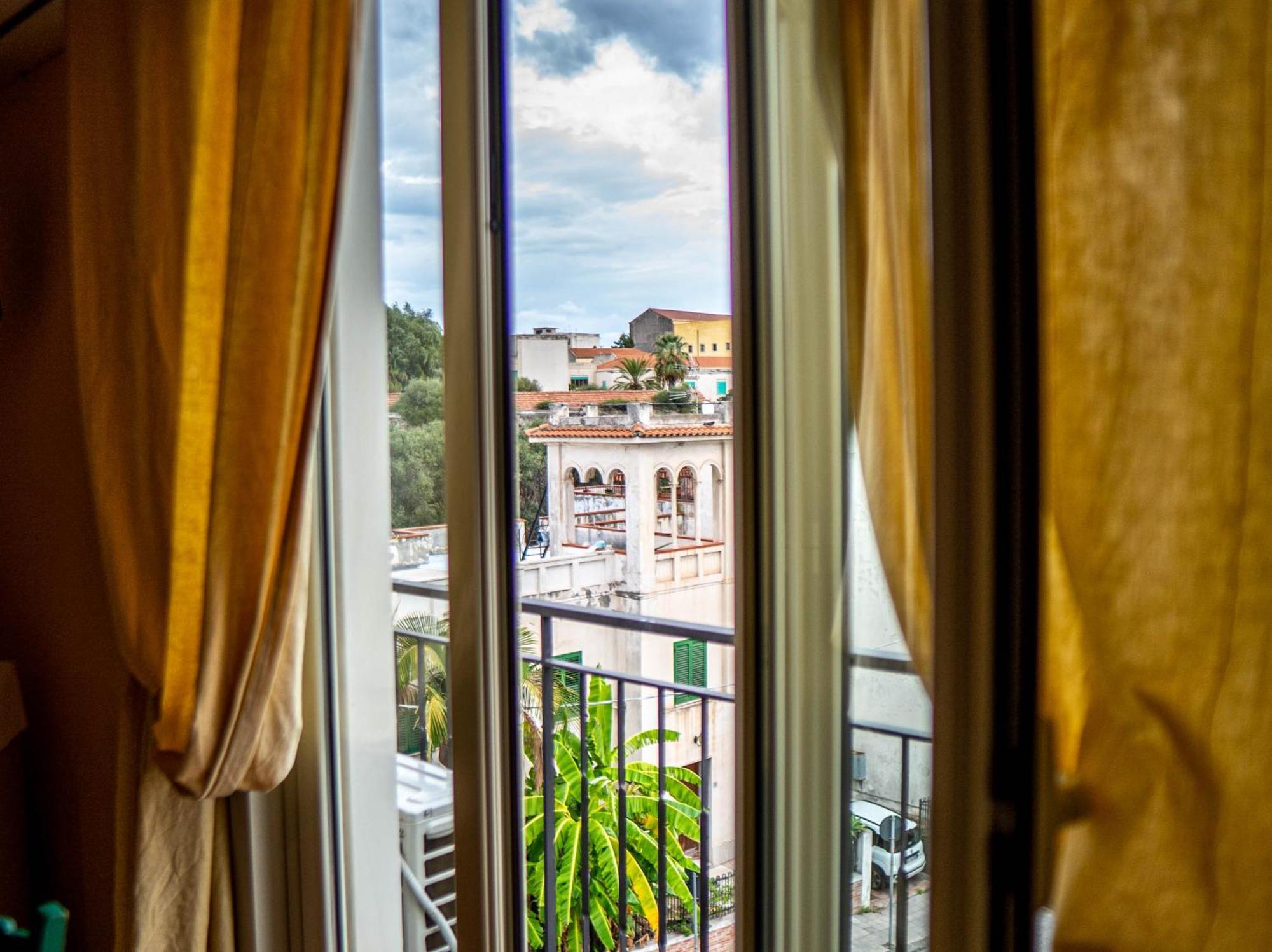 Domus Musia Apartment Milazzo Exterior photo